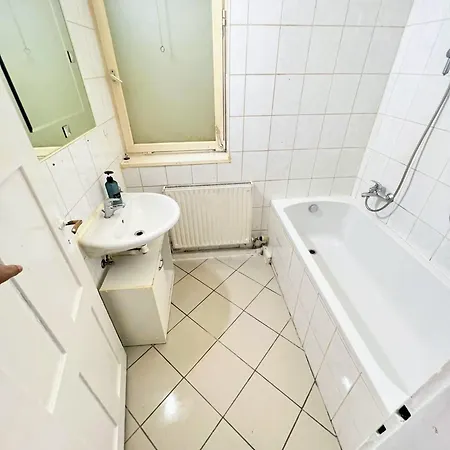 Διαμέρισμα Monteurwohnung - Worker's - Belremstrasse Πφορτζχάιμ