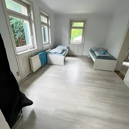 Monteurwohnung - Worker's - Belremstrasse * Πφορτζχάιμ