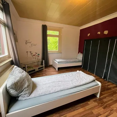 Lägenhet Monteurwohnung - Worker's - Belremstrasse Pforzheim