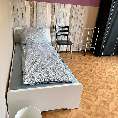 Monteurwohnung - Worker's - Belremstrasse * Πφορτζχάιμ